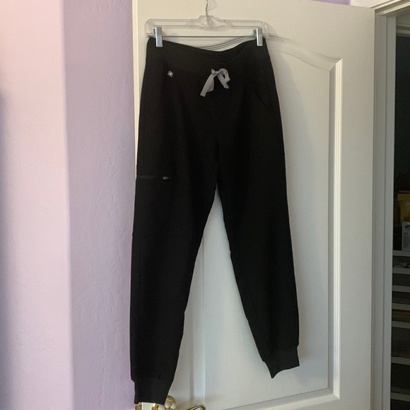 Figs Jogger Scrub Bottoms - Picture 1 of 7